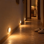 Luces con sensor de movimiento recargables: en el pasillo de noche